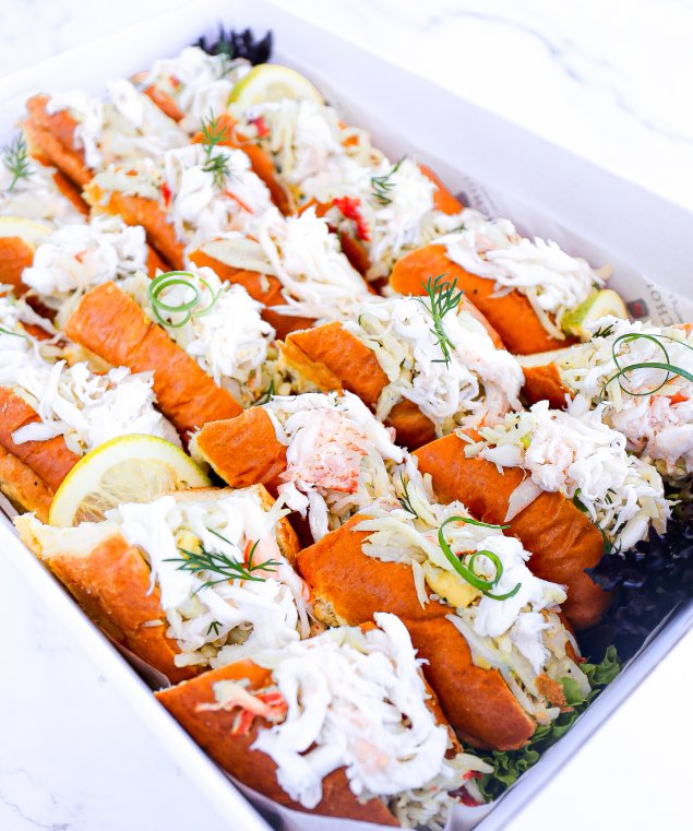 Platter Lobster Roll 