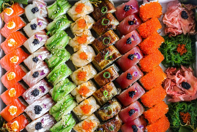 Platter - Assorted Sushi 